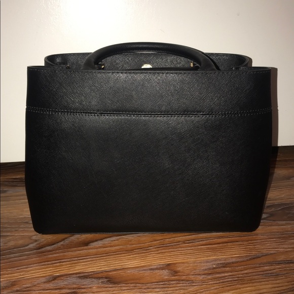 MICHAEL KORS Hailee Satchel - Picture 7 of 8